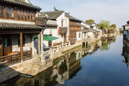 博主:谢鹏飞转会费高达近1000万元,三镇资金困难无奈忍痛割爱